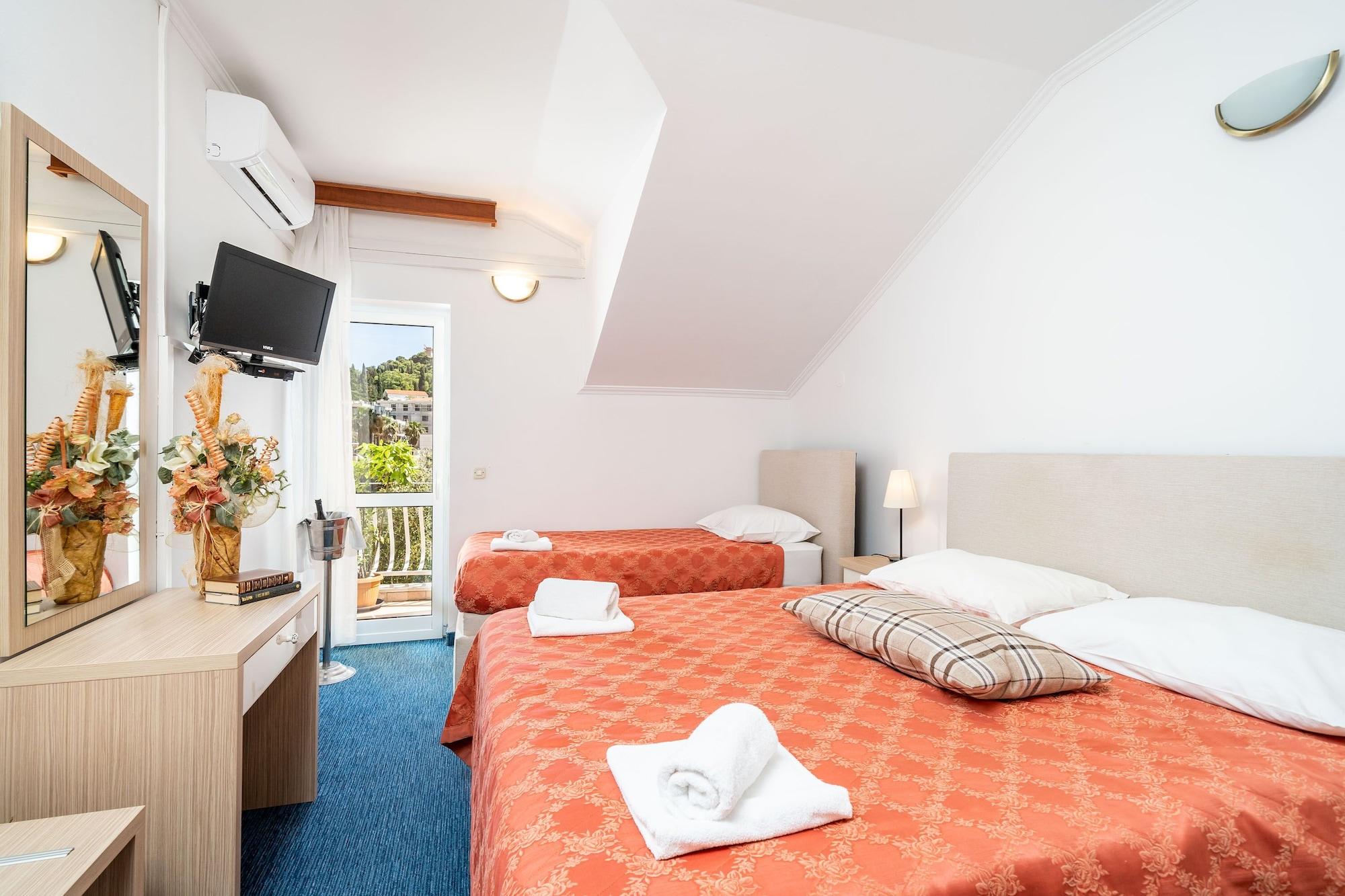 Hotel Dubrovnik 3*